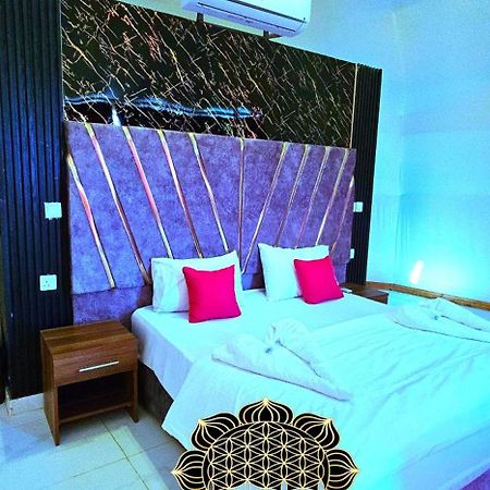 Bed and Breakfast Titanic Camp Wadi Rum Esterno foto