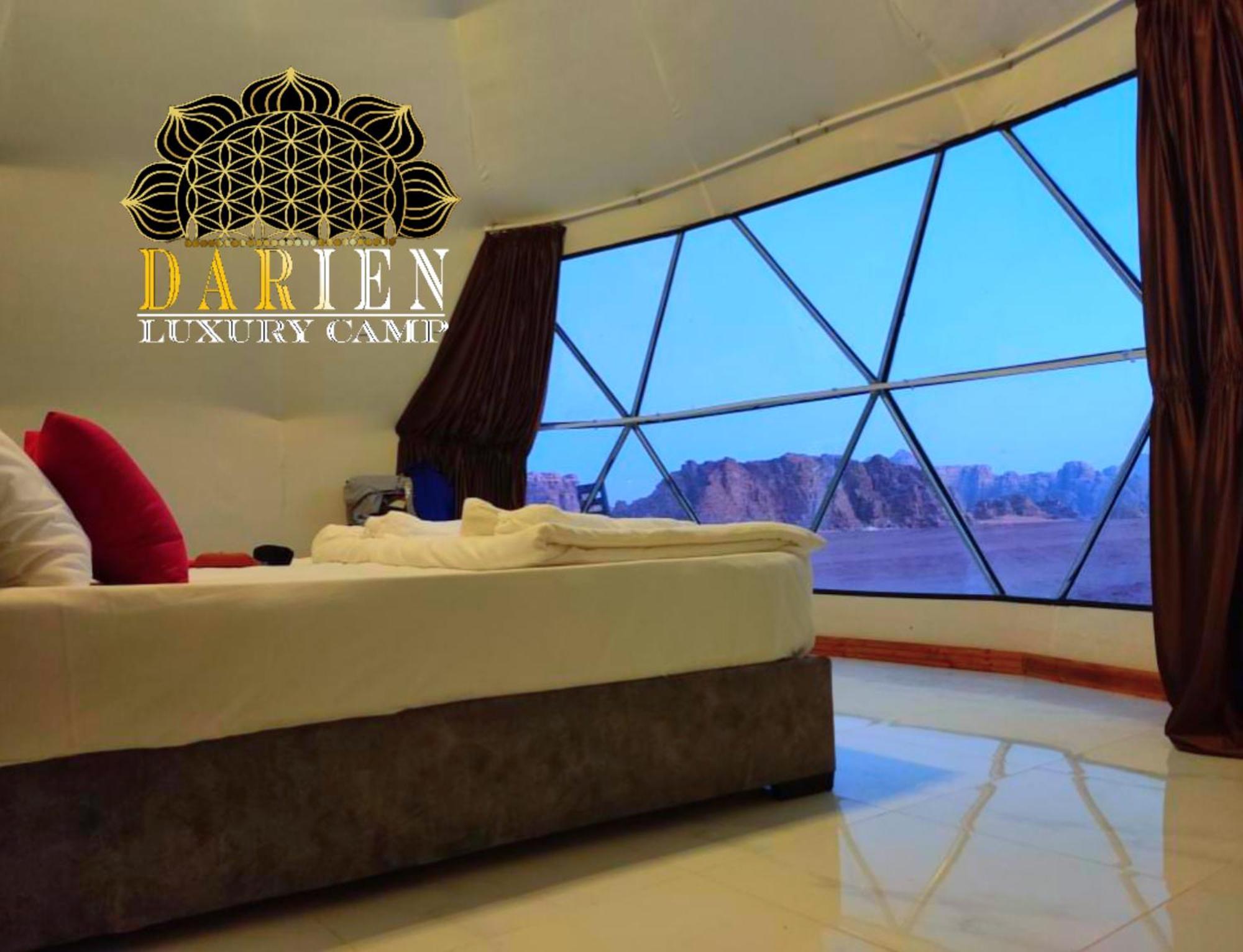Bed and Breakfast Titanic Camp Wadi Rum Esterno foto