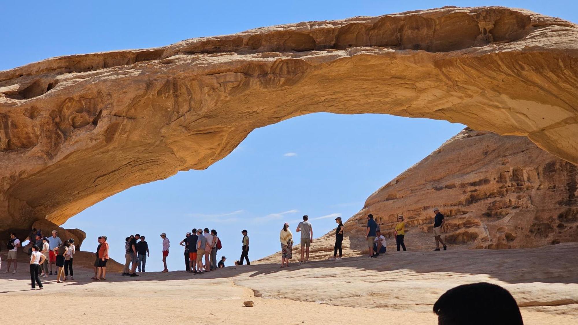 Bed and Breakfast Titanic Camp Wadi Rum Esterno foto