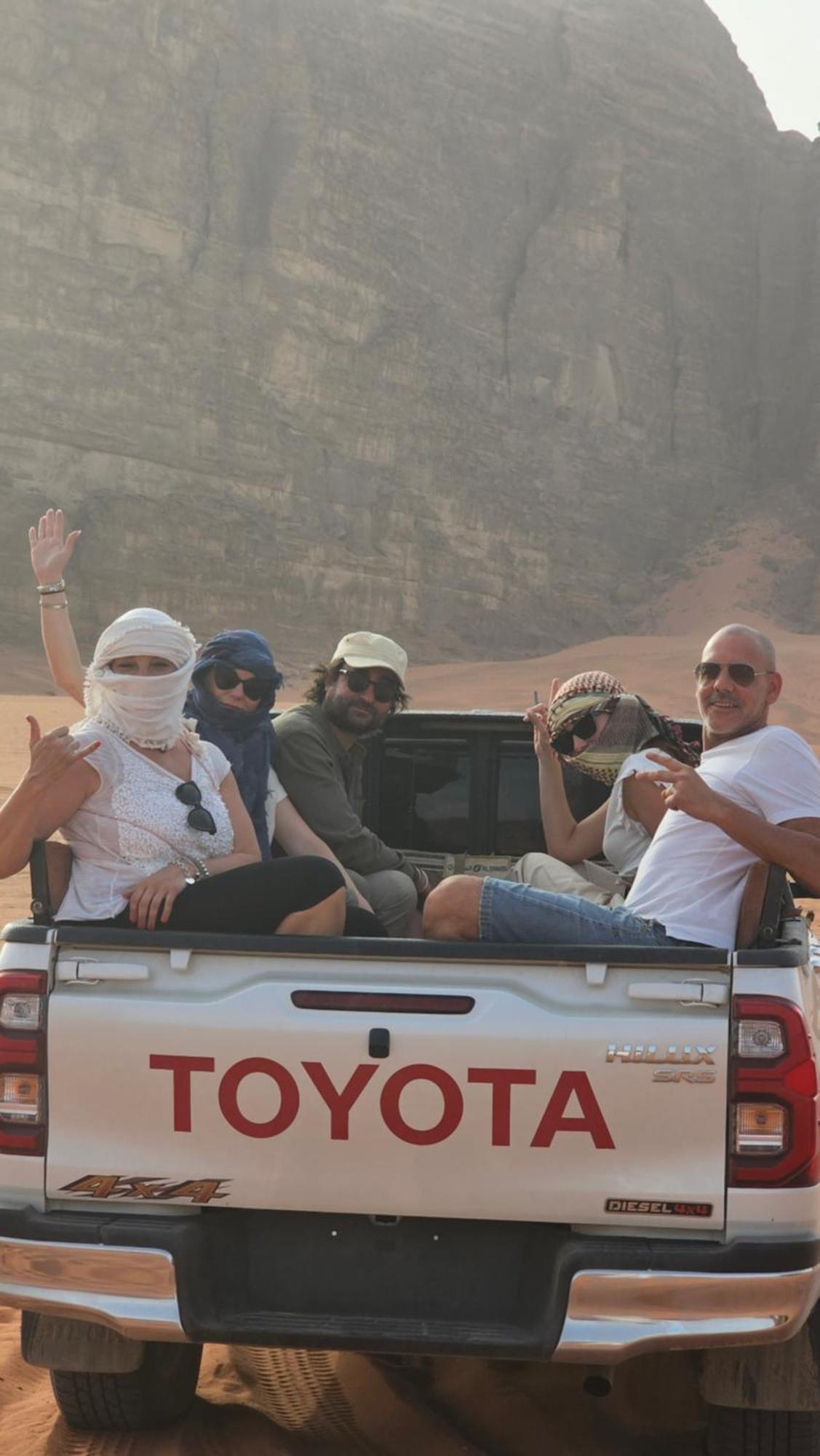 Bed and Breakfast Titanic Camp Wadi Rum Esterno foto