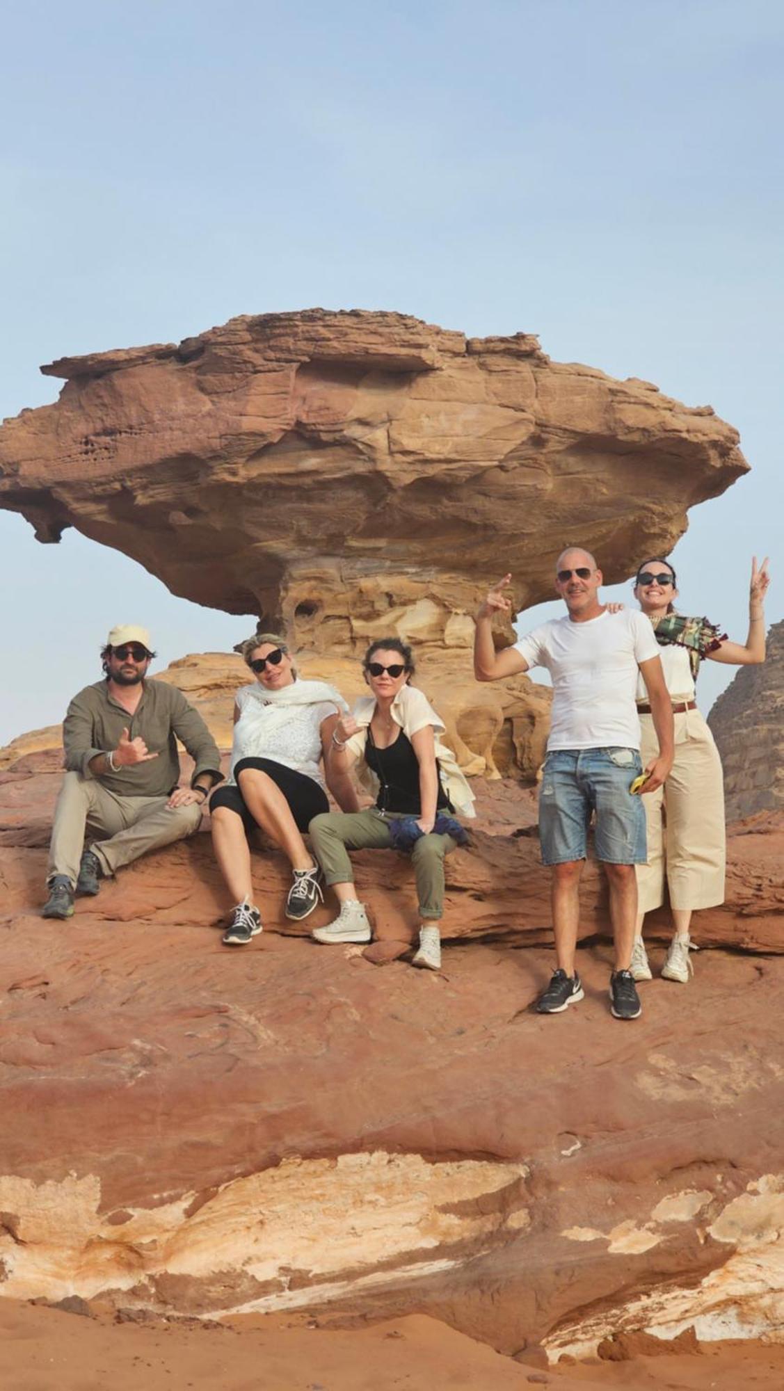Bed and Breakfast Titanic Camp Wadi Rum Esterno foto